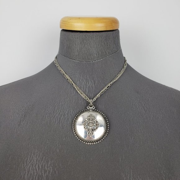 Silver Filigree Pendant Necklace
